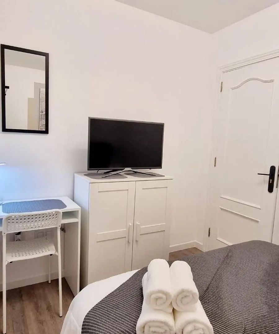 Almar We Go Puerto Santiago! Private Rooms In Modern Shared Apartment - Habitaciones Privadas En Piso Compartido بويرتو دي سانتياغو بيت ضيافة