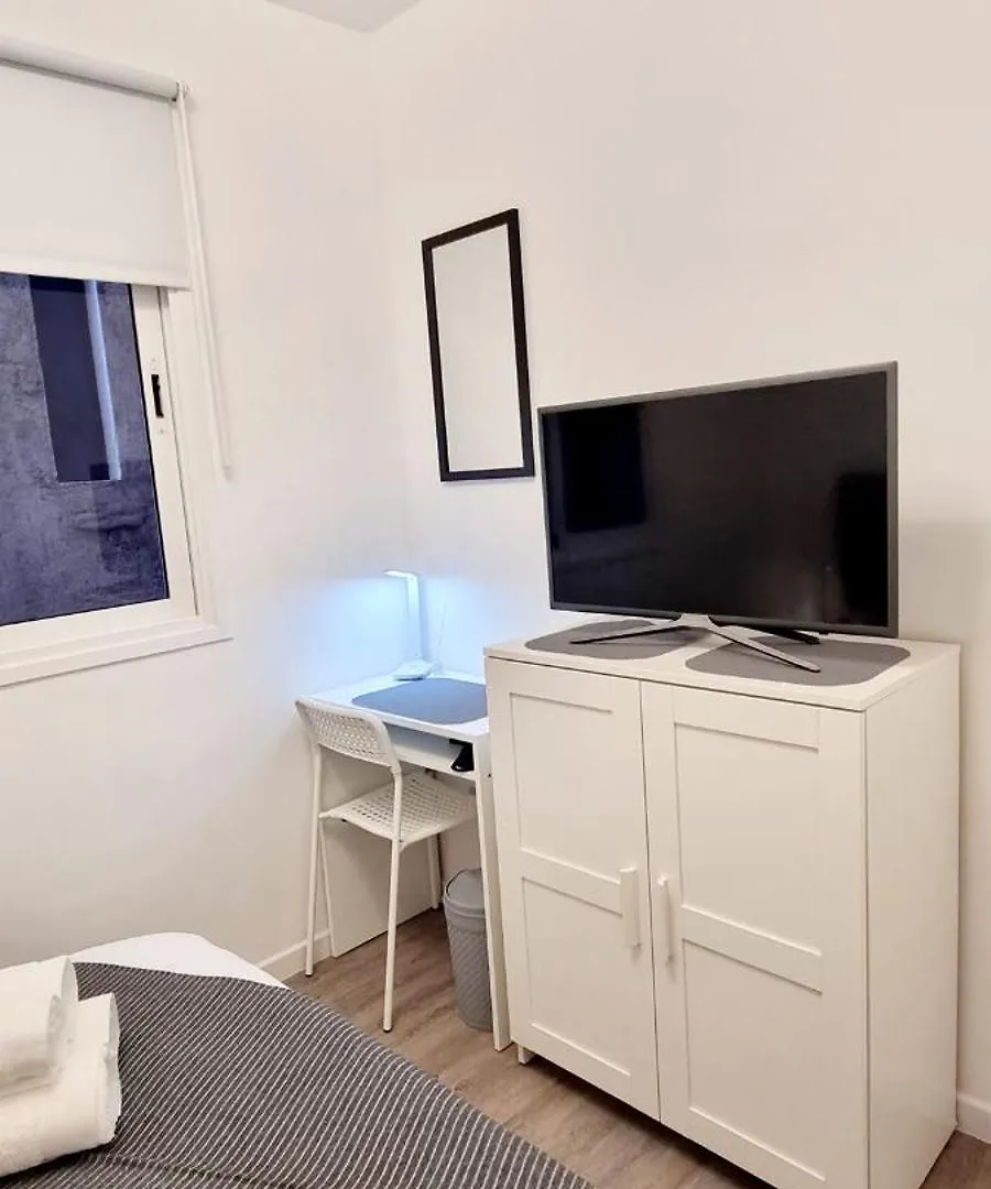 بيت ضيافة Almar We Go Puerto Santiago! Private Rooms In Modern Shared Apartment - Habitaciones Privadas En Piso Compartido بويرتو دي سانتياغو