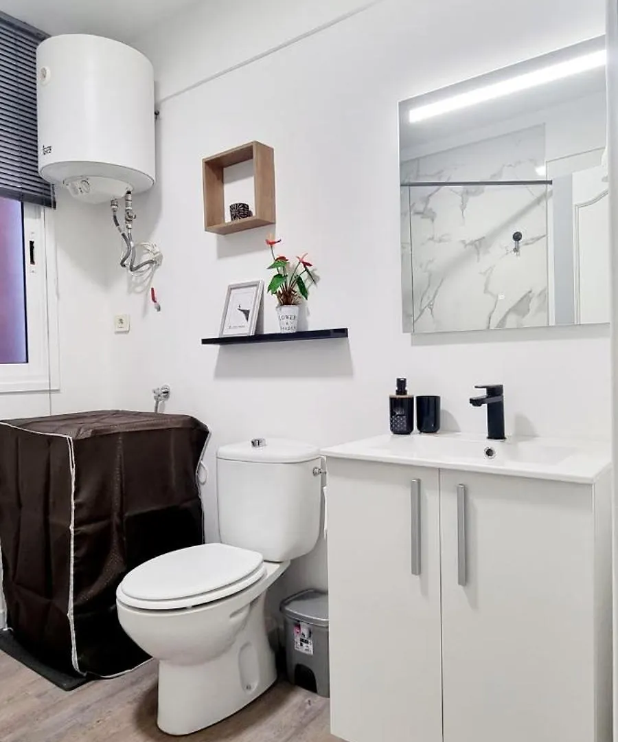 بيت ضيافة Almar We Go Puerto Santiago! Private Rooms In Modern Shared Apartment - Habitaciones Privadas En Piso Compartido بويرتو دي سانتياغو